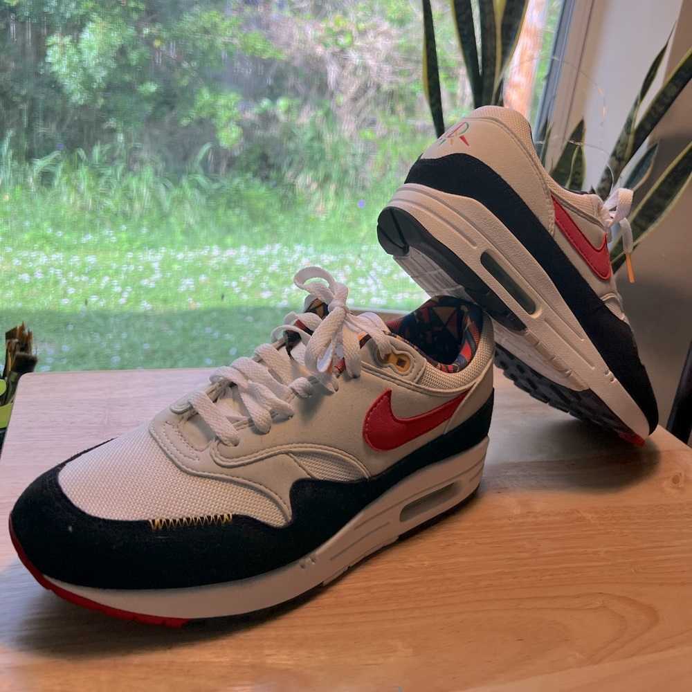 Air Max 1 Live Together